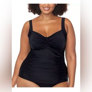 NWT 
Raisins Curve
Trendy Plus Sasha Sweetheart Tankini size 14W